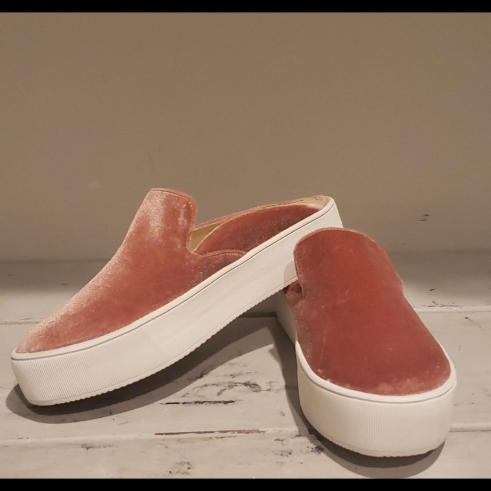 BP nordstrom pink velvet slides